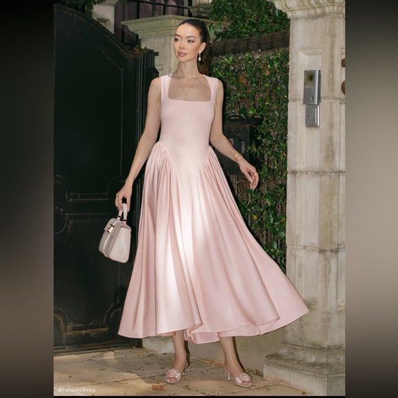 Meshki Dresses & Skirts - MESHKI Sharon Scuba Jersey Midi Dress